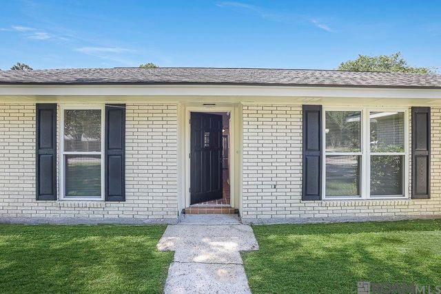 26049 Vincent Dr, Denham Springs, LA 70726