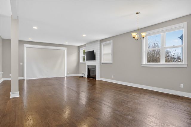 721 E Farnum Avenue, Royal Oak, MI 48067