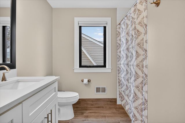 721 E Farnum Avenue, Royal Oak, MI 48067