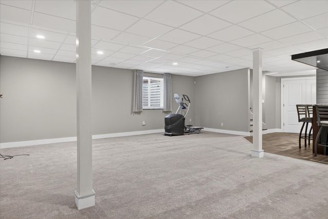 721 E Farnum Avenue, Royal Oak, MI 48067