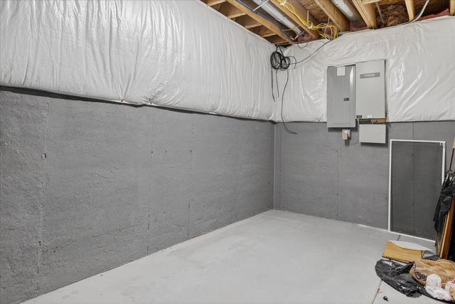 721 E Farnum Avenue, Royal Oak, MI 48067