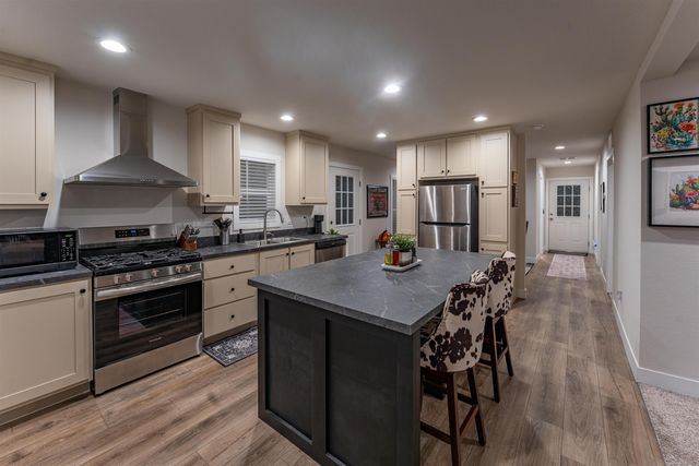 264 Hollyberry Way, Fruita, CO 81521