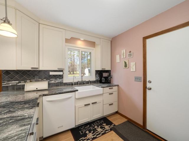 21350 Eveleth Street NE, East Bethel, MN 55011