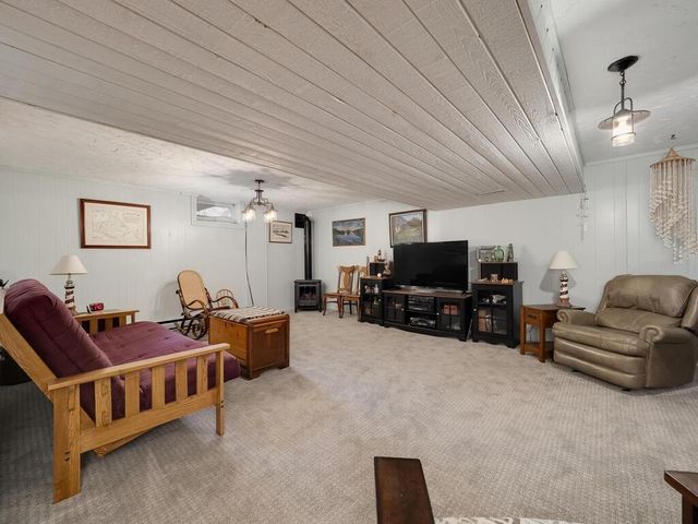 21350 Eveleth Street NE, East Bethel, MN 55011