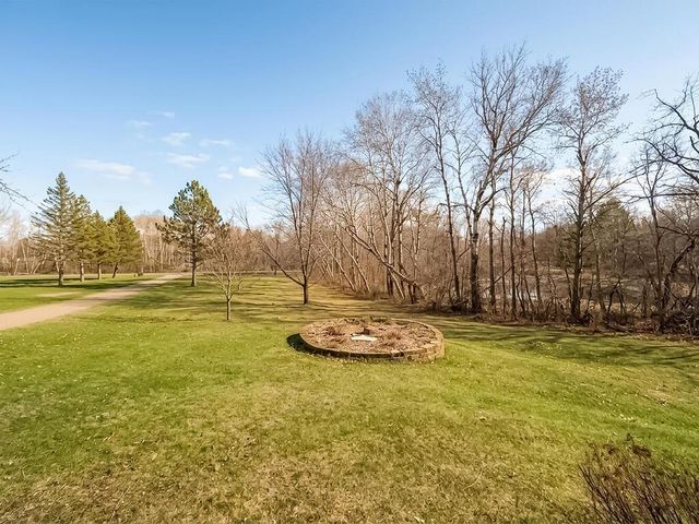 21350 Eveleth Street NE, East Bethel, MN 55011