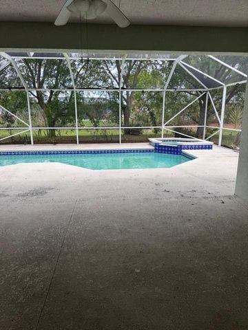 522 SE Nome Drive, Port St. Lucie, Port St Lucie, FL 34984