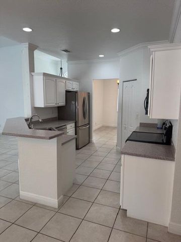 522 SE Nome Drive, Port St. Lucie, Port St Lucie, FL 34984