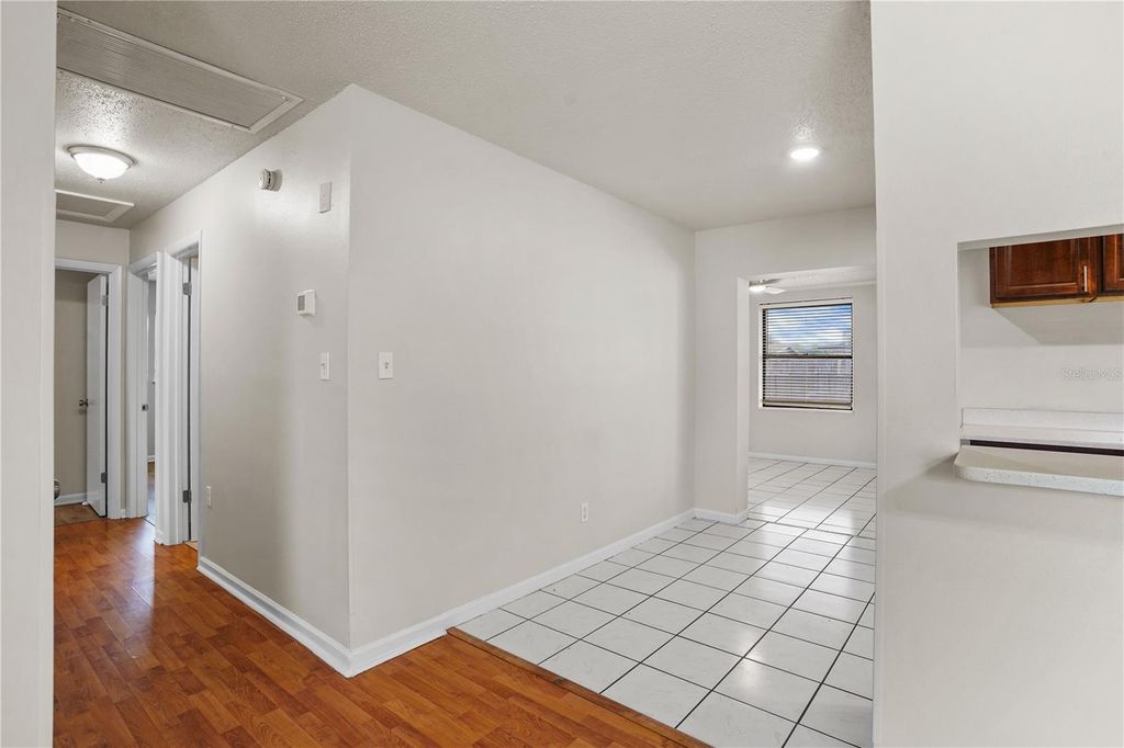 Image 19 of property listing at 3926 CITADEL DRIVE, Orlando, FL 32839