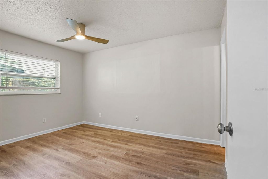Image 22 of property listing at 3926 CITADEL DRIVE, Orlando, FL 32839