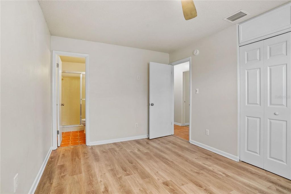 Image 23 of property listing at 3926 CITADEL DRIVE, Orlando, FL 32839