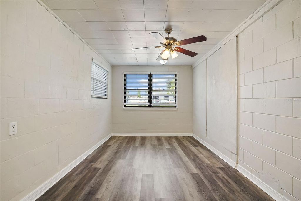 Image 30 of property listing at 3926 CITADEL DRIVE, Orlando, FL 32839