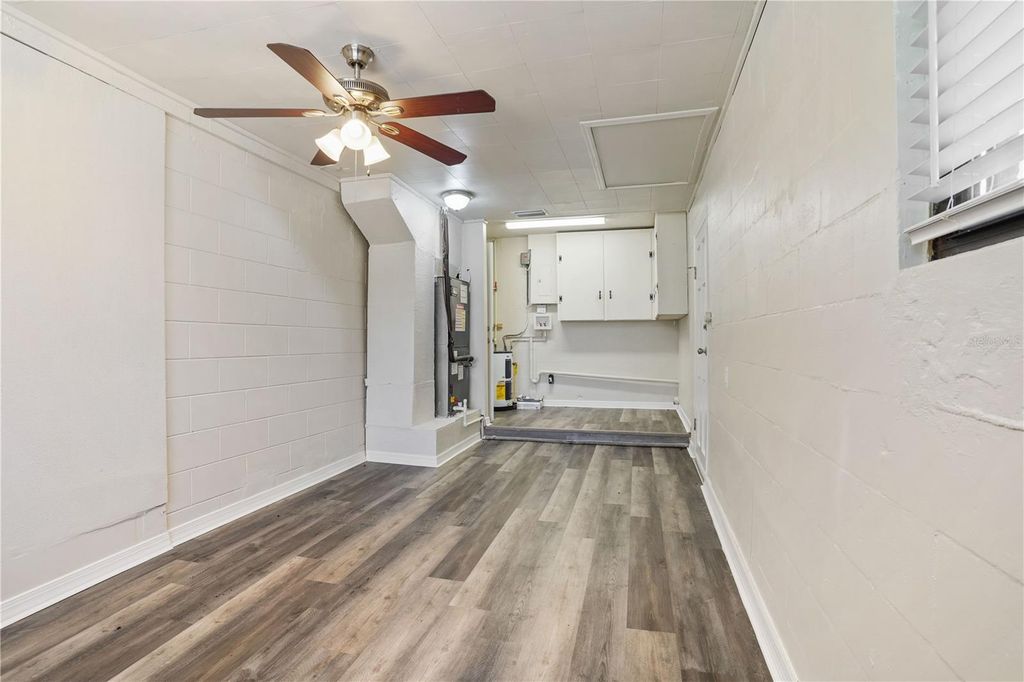 Image 31 of property listing at 3926 CITADEL DRIVE, Orlando, FL 32839