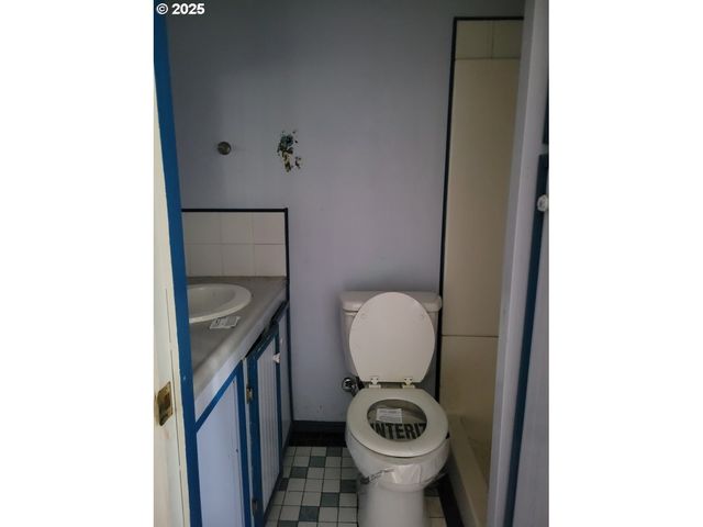 2910 Se HILLYARD Rd, Gresham, OR 97080