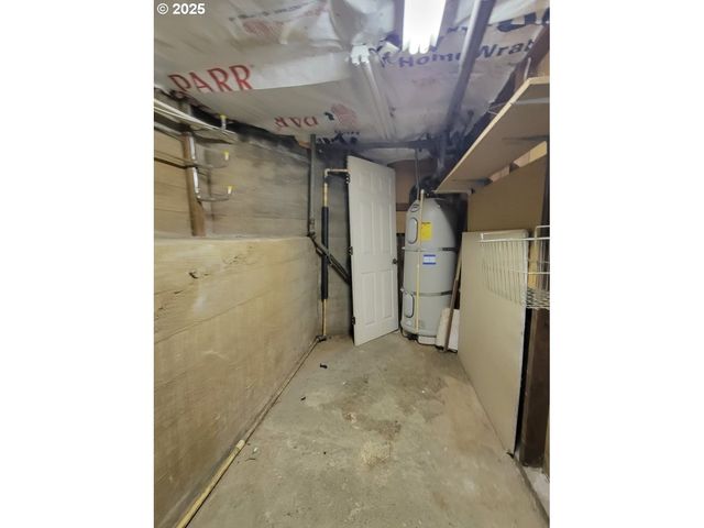 2910 Se HILLYARD Rd, Gresham, OR 97080