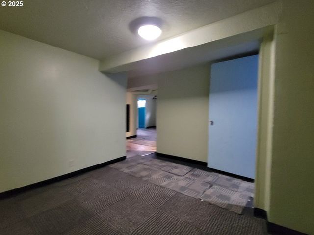 2910 Se HILLYARD Rd, Gresham, OR 97080