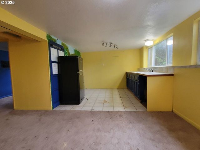 2910 Se HILLYARD Rd, Gresham, OR 97080