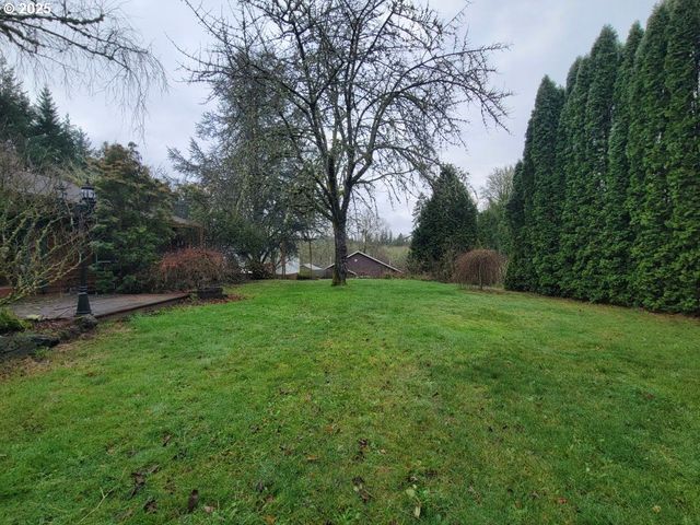 2910 Se HILLYARD Rd, Gresham, OR 97080