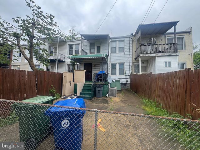 122 HILTON ST, Baltimore, MD 21229