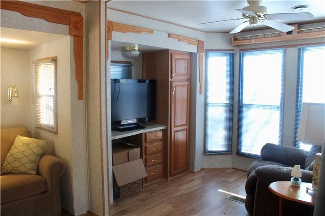 183 Holiday Loop, Cleveland, GA 30528