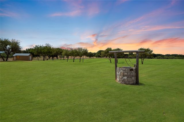 4870 Rhea Road, Granbury, TX 76049