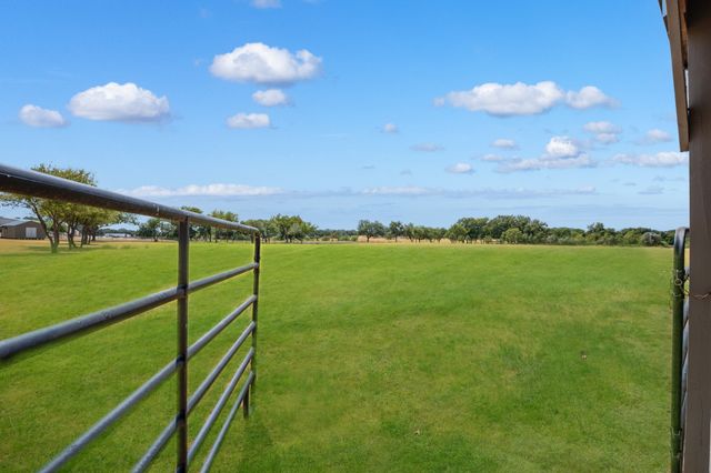 4870 Rhea Road, Granbury, TX 76049