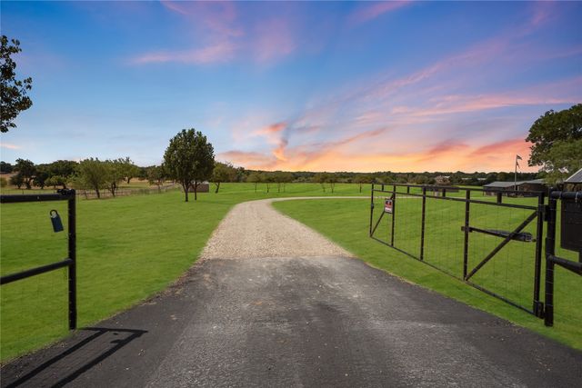 4870 Rhea Road, Granbury, TX 76049