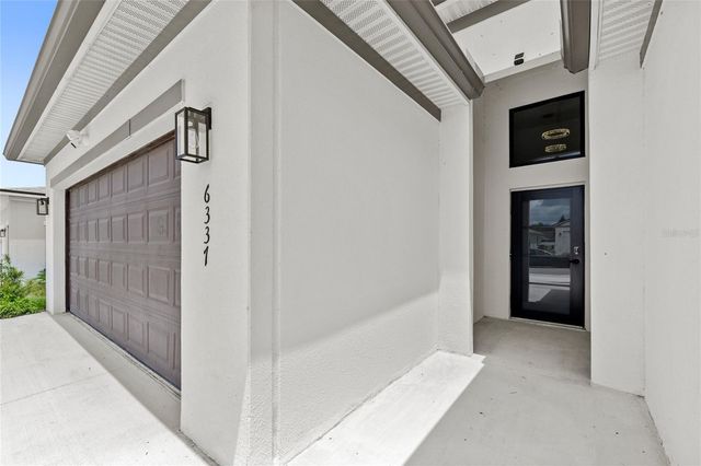 6337 CHORUS DRIVE, Mascotte, FL 34753