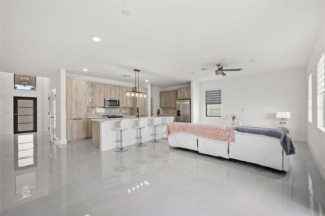 6337 CHORUS DRIVE, Mascotte, FL 34753