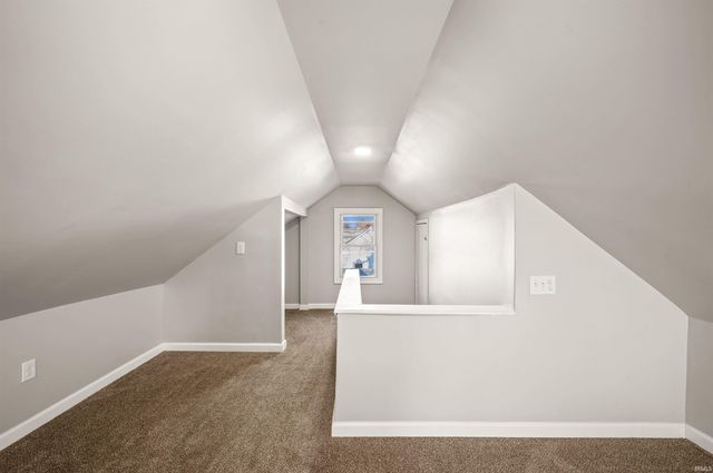 52236 Myrtle Avenue, South Bend, IN 46637