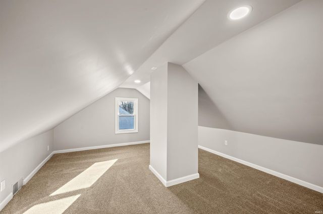 52236 Myrtle Avenue, South Bend, IN 46637