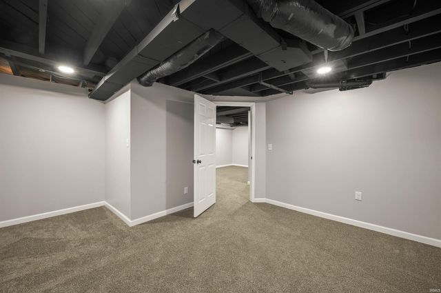 52236 Myrtle Avenue, South Bend, IN 46637