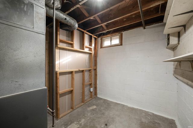 52236 Myrtle Avenue, South Bend, IN 46637