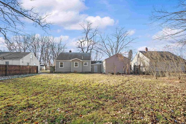 52236 Myrtle Avenue, South Bend, IN 46637