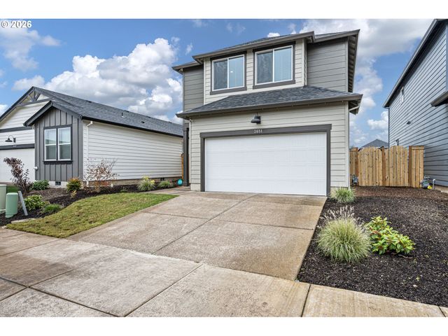 2651 FENYA St, Springfield, OR 97477