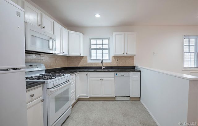 68-07 50th Avenue, Woodside, NY 11377