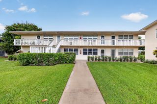 210 Canterbury J 1, West Palm Beach, FL 33417