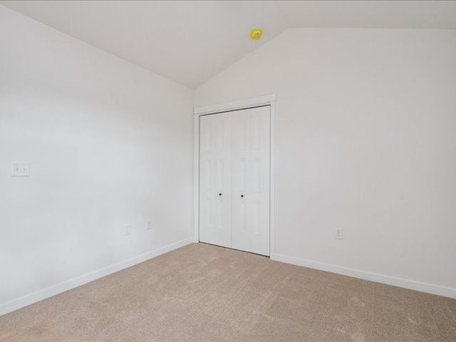 96 Huntington Drive, Iowa City, IA 52245