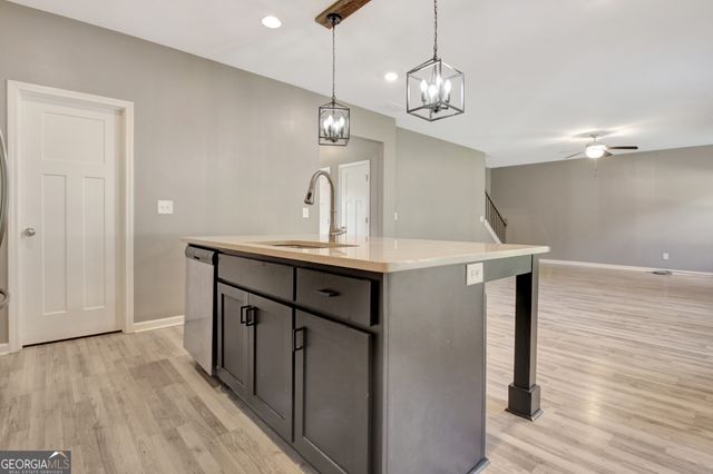 109 Landon Drive, Whitesburg, GA 30185