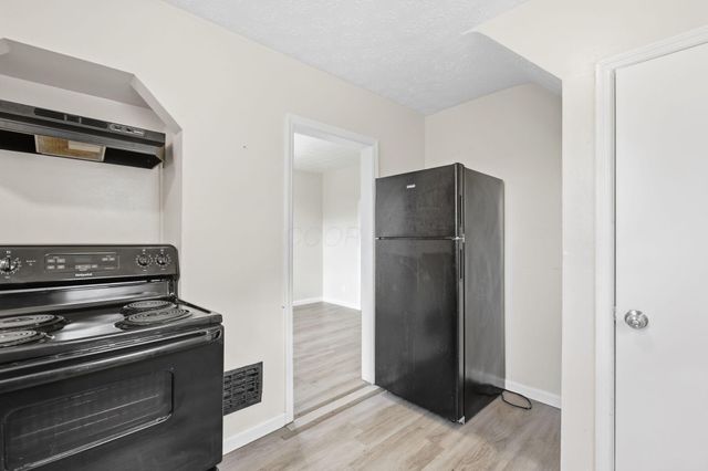 1107 Smith Road, Columbus, OH 43207