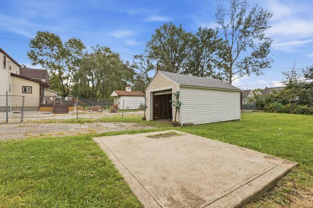 1107 Smith Road, Columbus, OH 43207