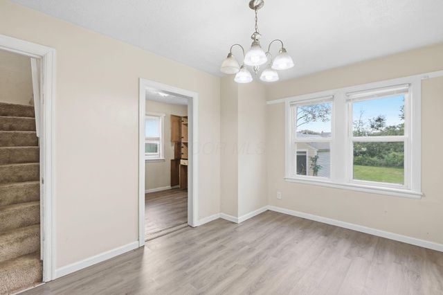 1107 Smith Road, Columbus, OH 43207