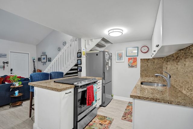1455 Holly Heights Drive 2, Fort Lauderdale, FL 33304