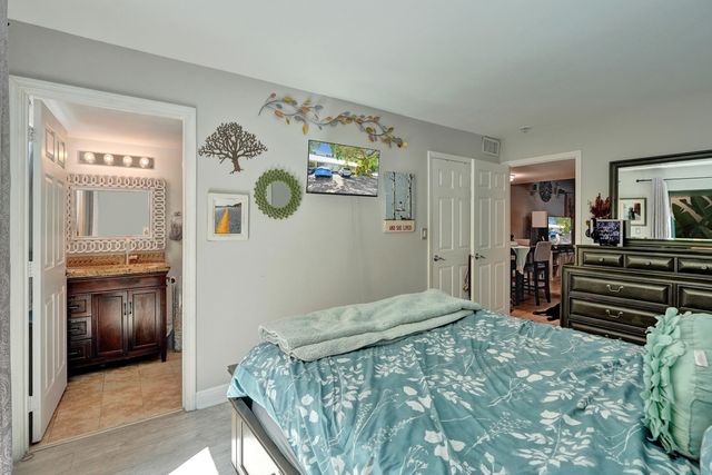 1455 Holly Heights Drive 2, Fort Lauderdale, FL 33304
