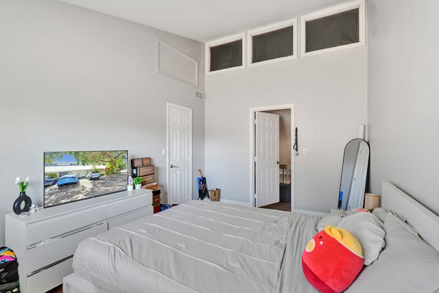 1455 Holly Heights Drive 2, Fort Lauderdale, FL 33304