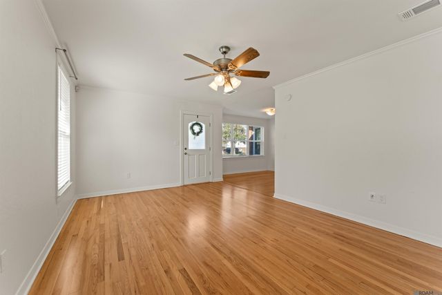 2106 Lee Dr, Baton Rouge, LA 70808