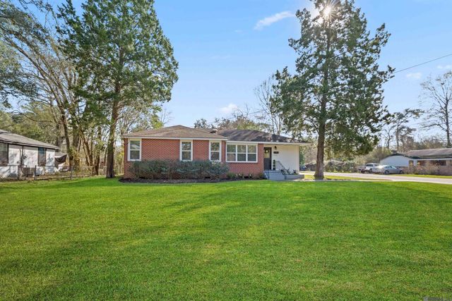 2106 Lee Dr, Baton Rouge, LA 70808