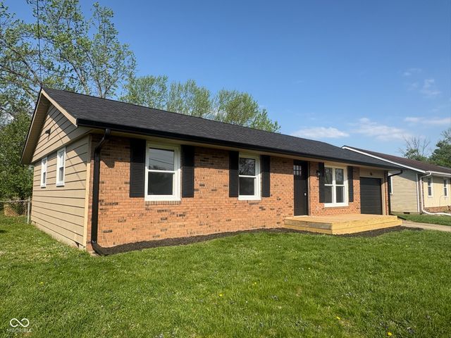 1732 Prairie Drive, Columbus, IN 47203