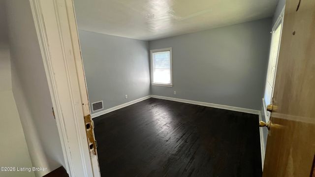 4221 S 2nd St, Louisville, KY 40214