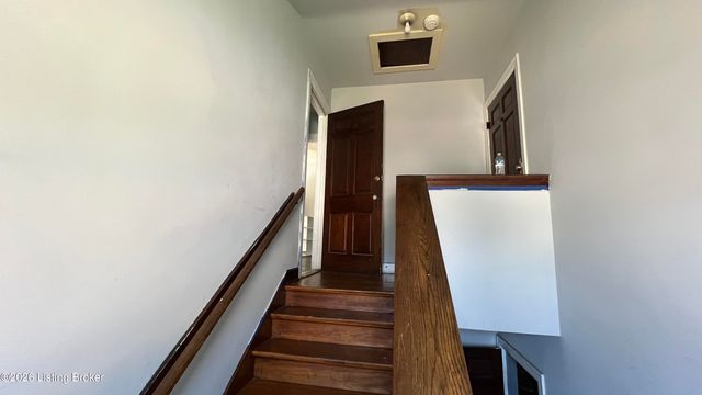 4221 S 2nd St, Louisville, KY 40214