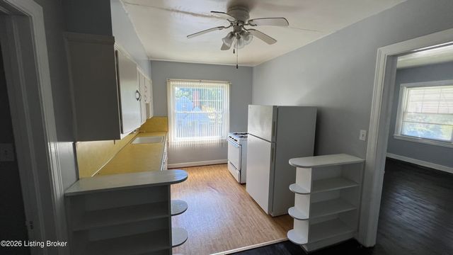 4221 S 2nd St, Louisville, KY 40214